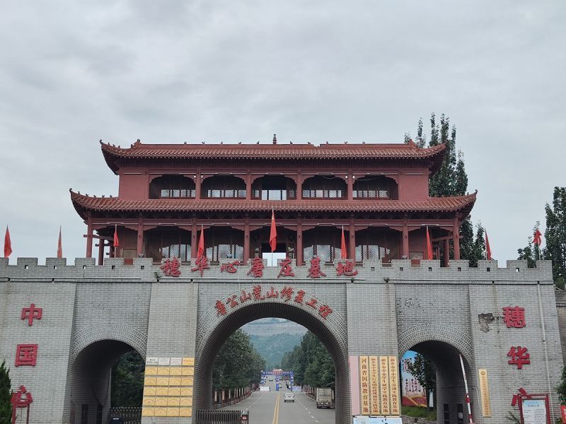 問題少年教育學(xué)校：青春期自負(fù)心理怎么矯正？